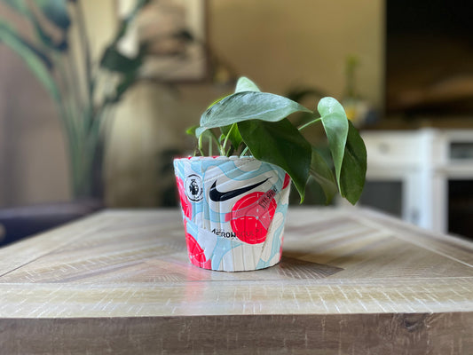 Nike Premiere Strike Pot